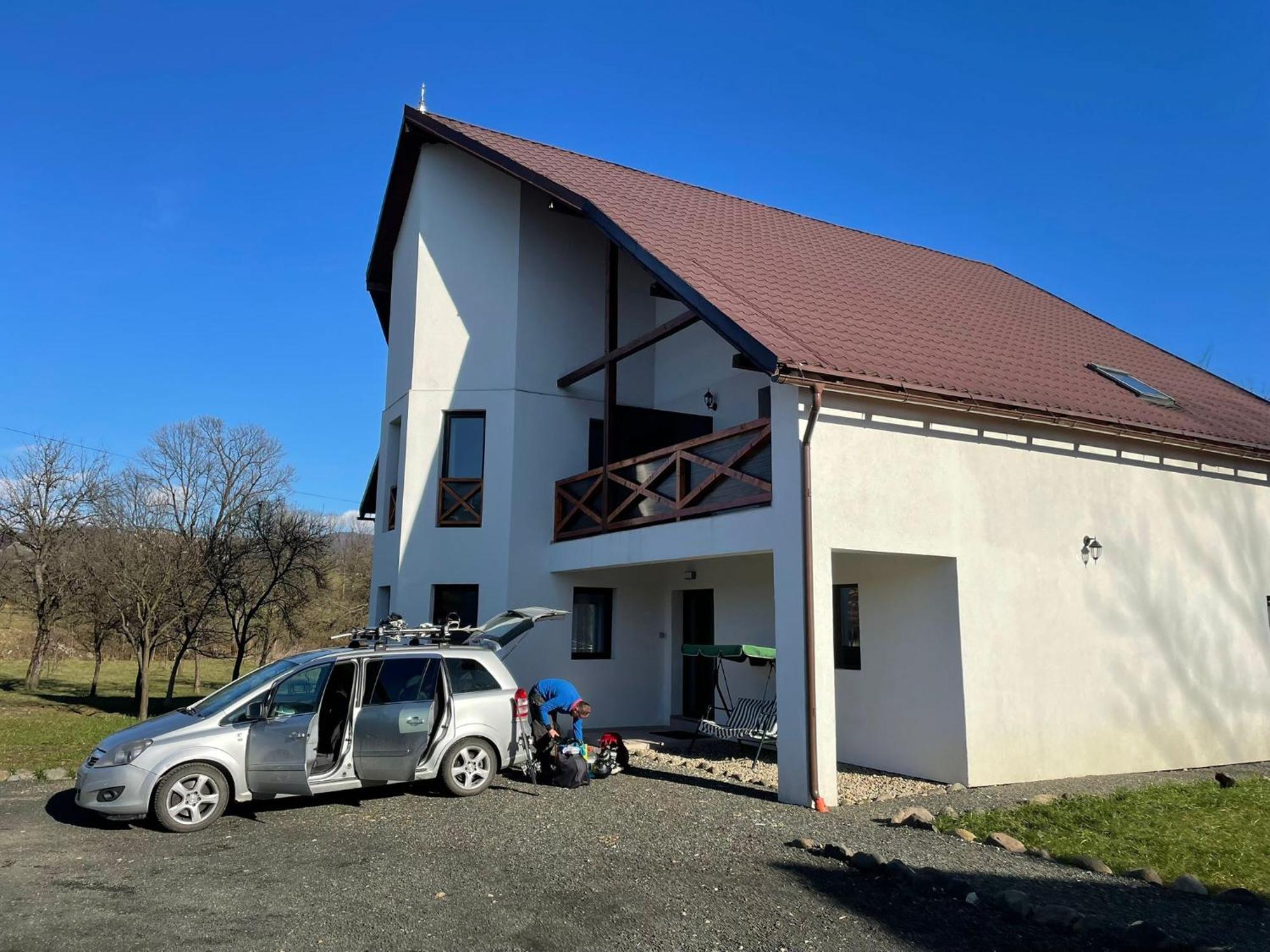 Pensiunea Rnb Maramures Surdesti  Экстерьер фото